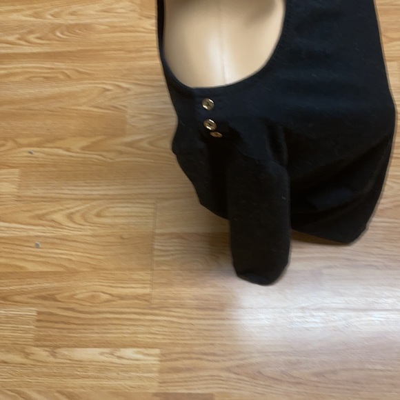 A.N.D. Size Large black oval neck pull on t-shirt. - Picture 3 of 6